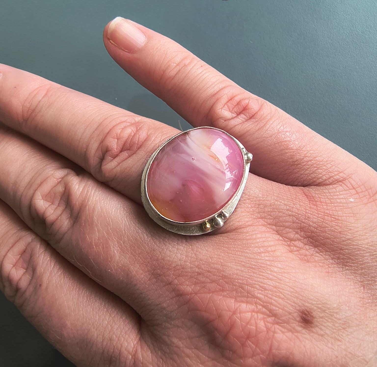 Tracy Chamberlain - Hibiscus ring - Primrose Gallery and Framing