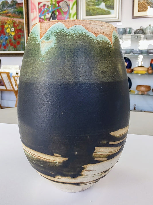 Nigel Gossage, Black Rose Ceramics- Raku Large Vase, Hand made Ceramic
