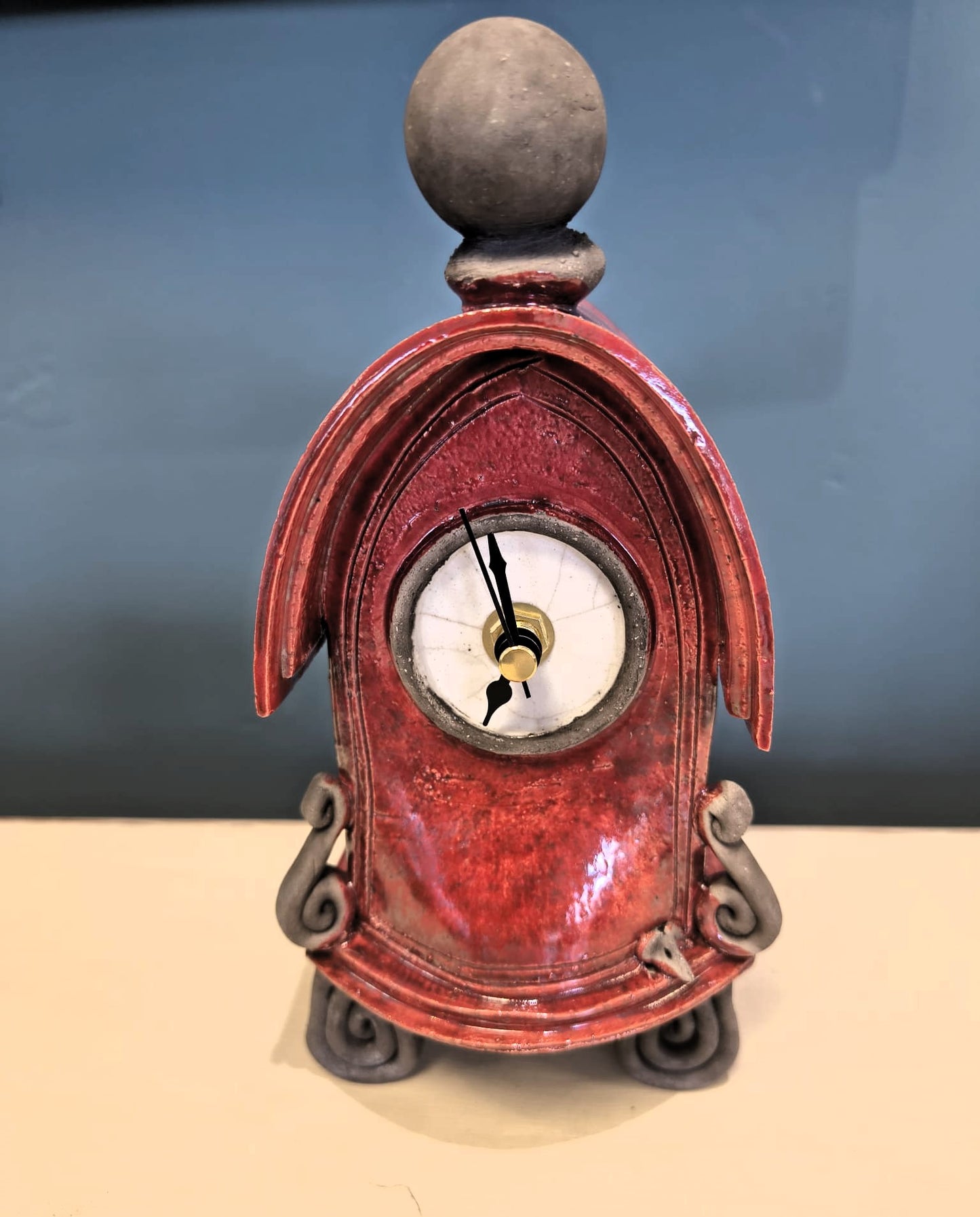 Stonesplitter- Small Red round Top Raku Clock