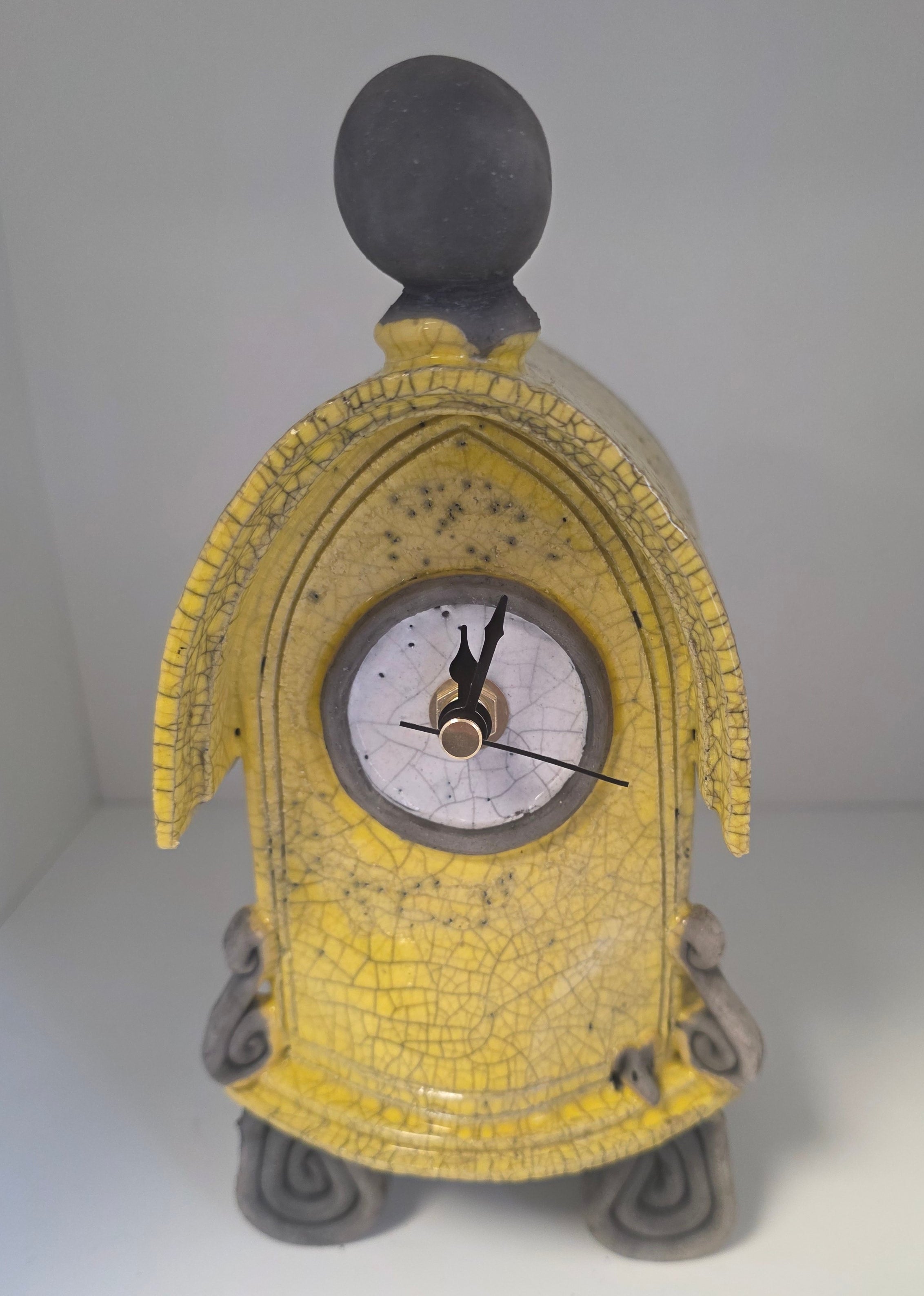 Stonesplitter - Small Yellow Raku Clock