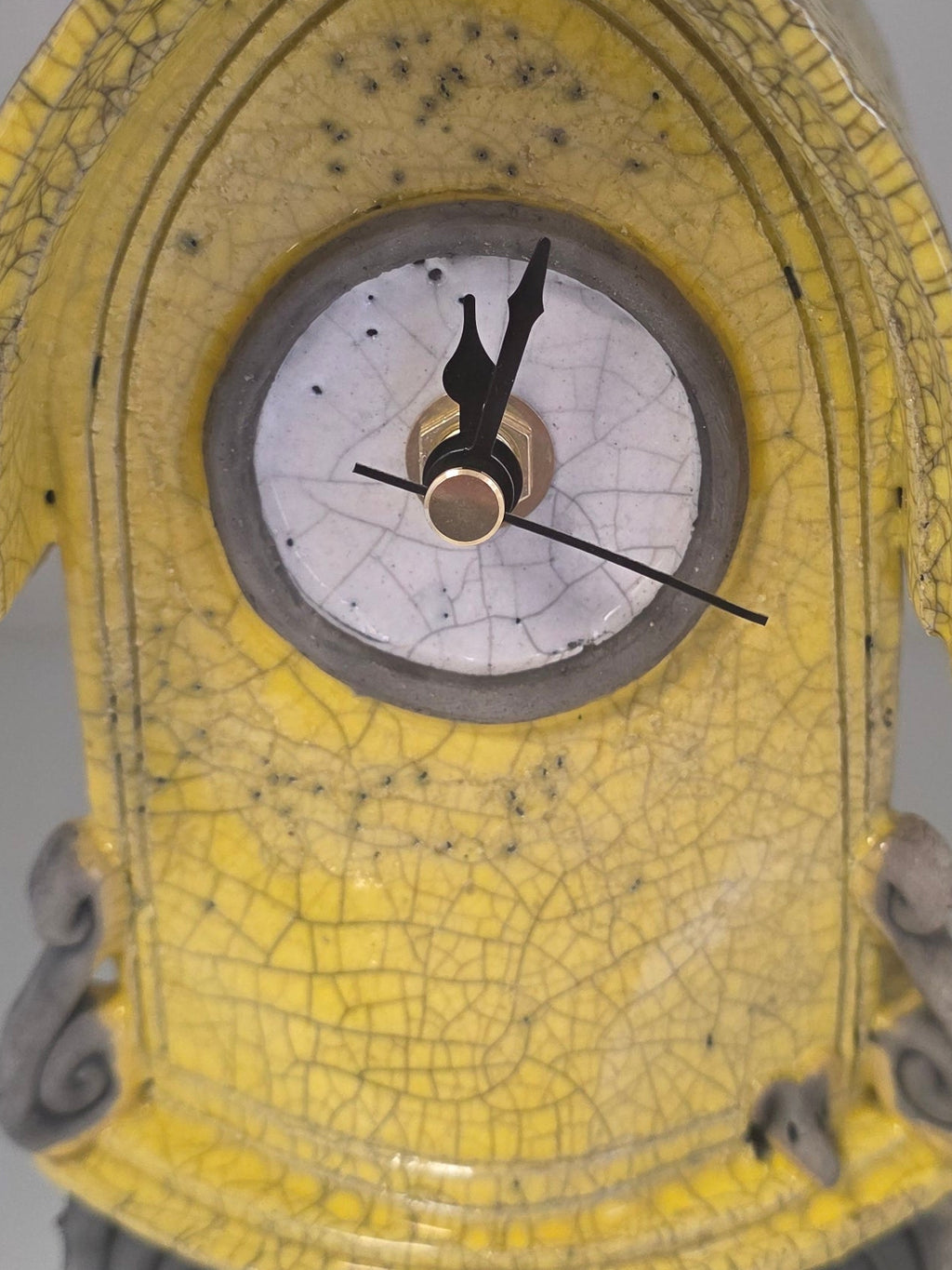 Stonesplitter - Small Yellow Raku Clock