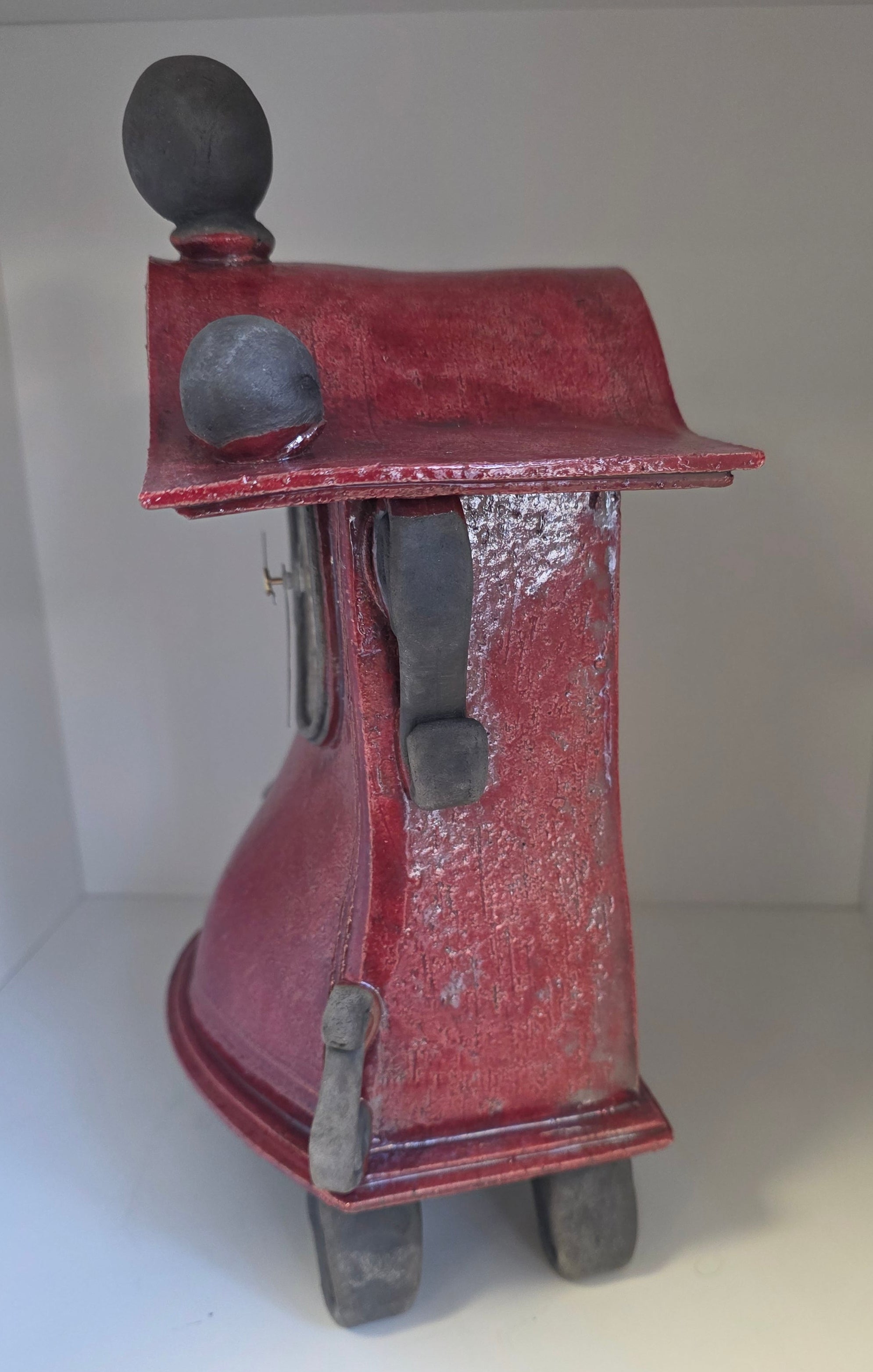 Stonesplitter - Medium Red Raku Clock
