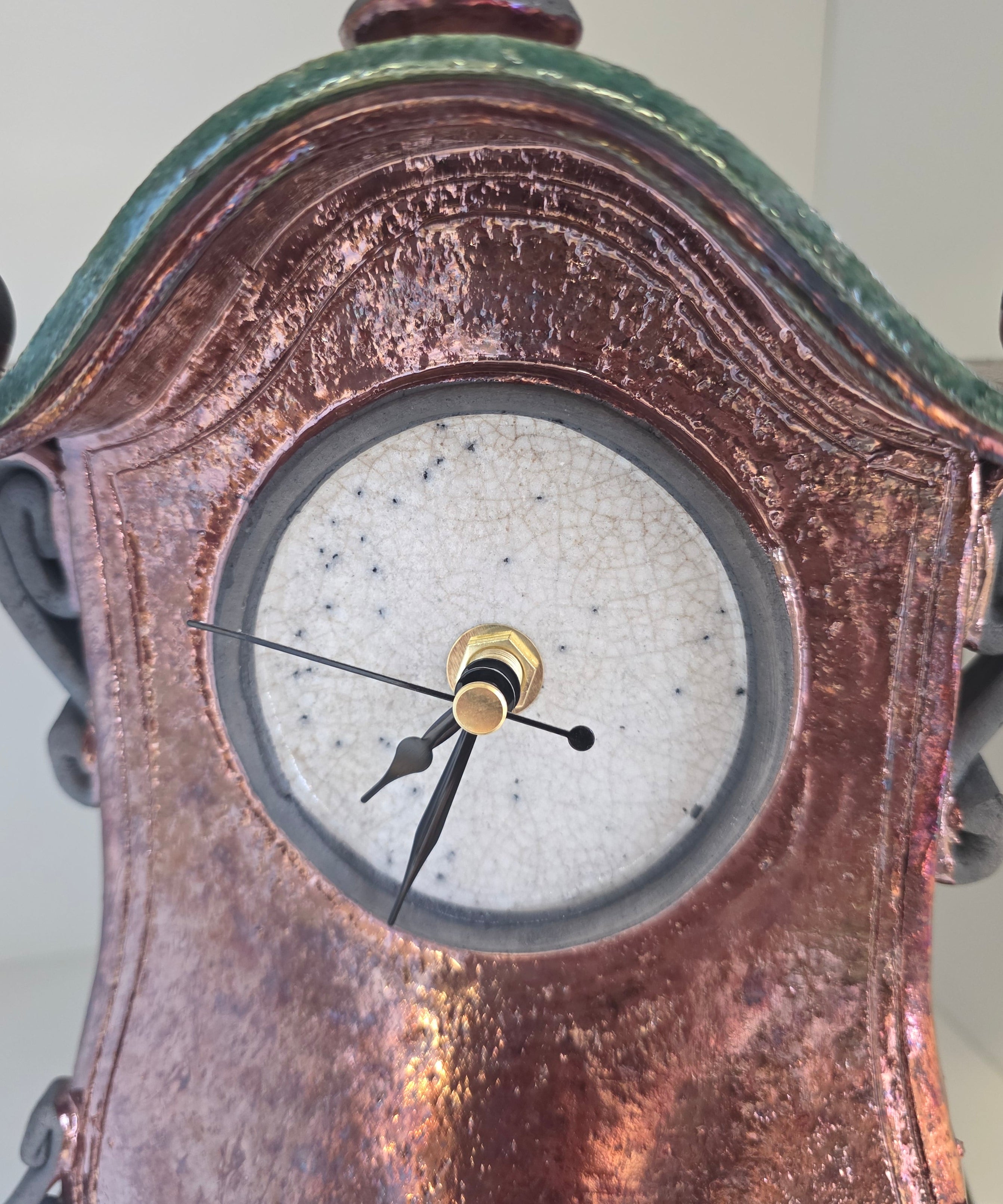 Stonesplitter - Medium Copper Raku Clock