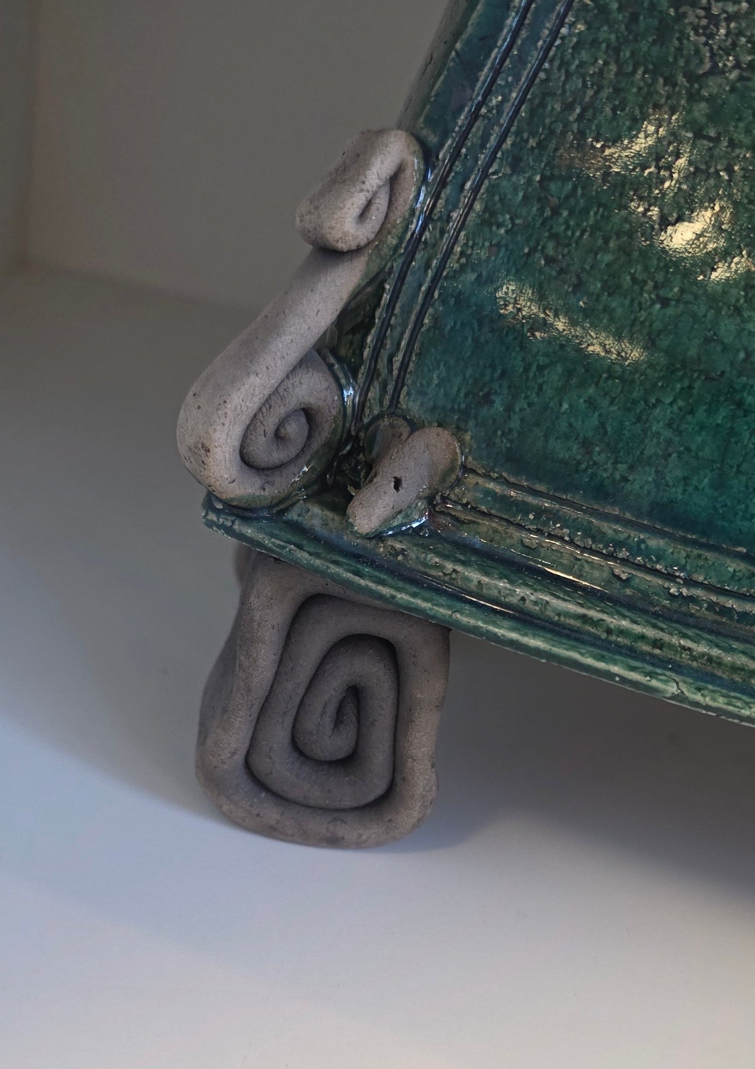 Stonesplitter - Medium Green Raku Clock