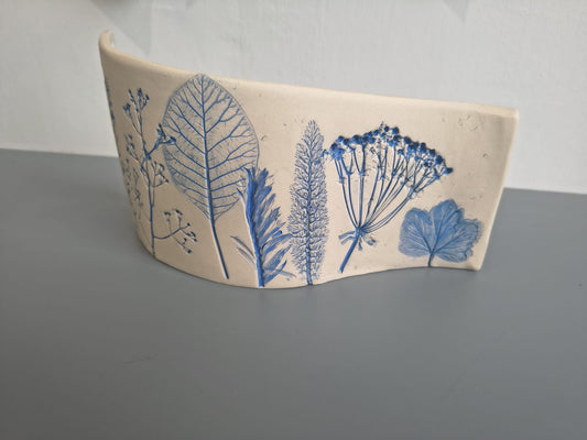 Dawn Isaac- Nature Inspired Curved Ceramic Sculpture