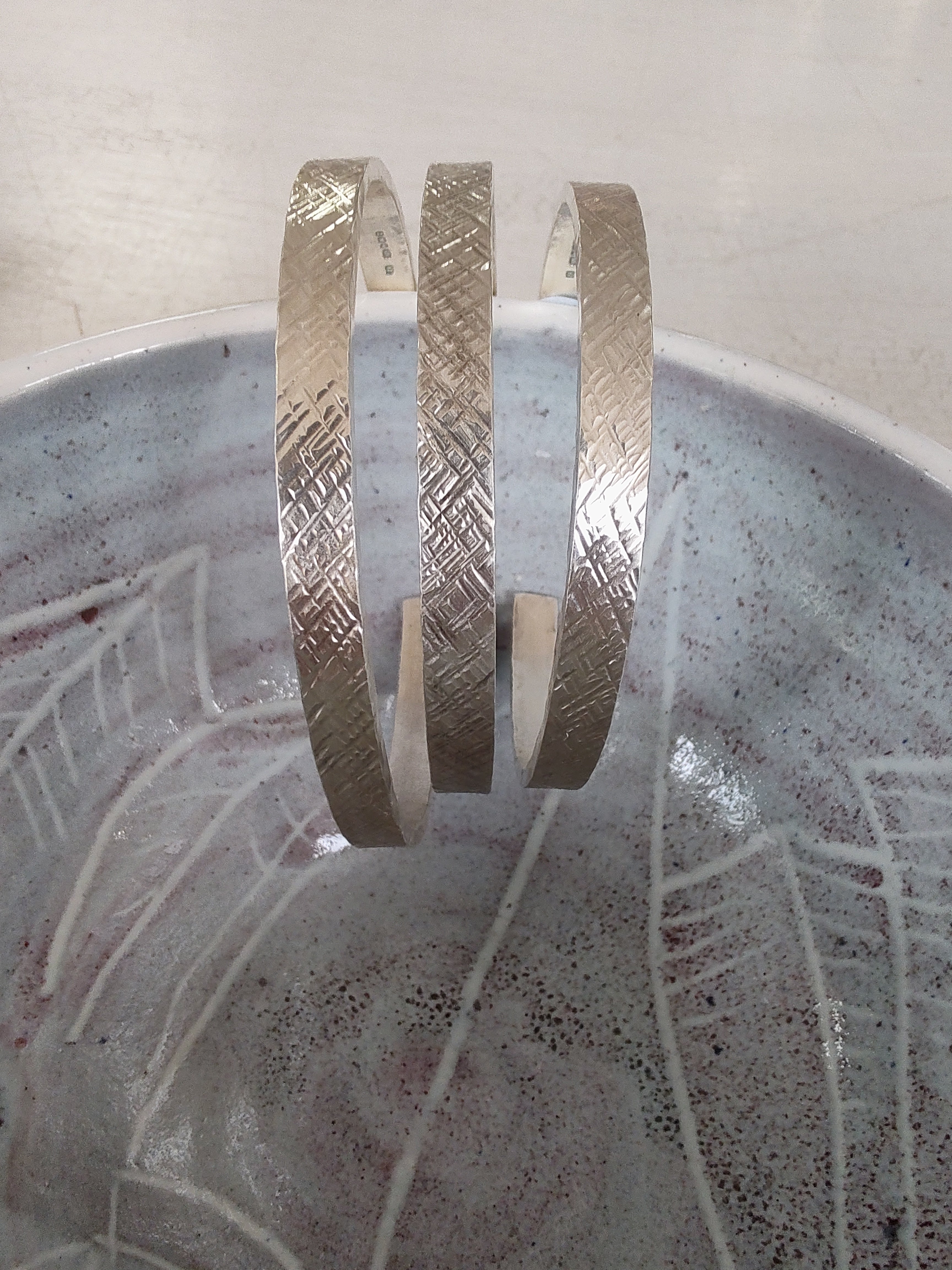 Zoe Ruth- Silver Criss Cross Bangle - Primrose Gallery and Framing 