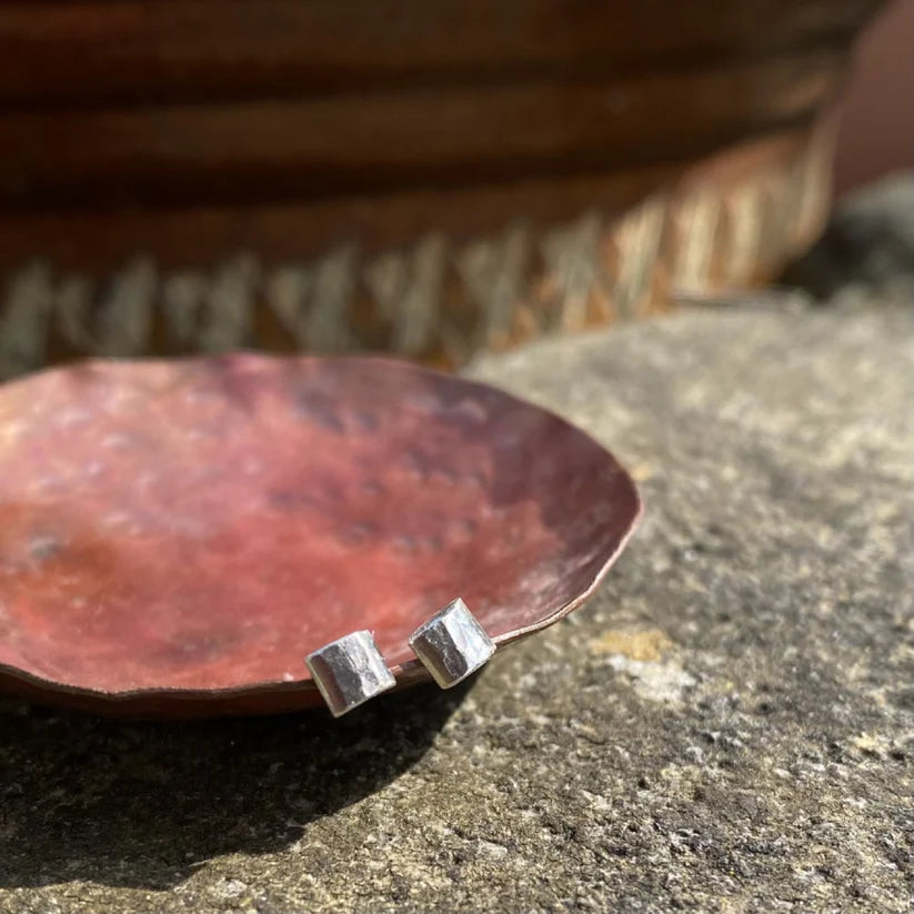 Zoe Ruth- Mini Silver Hammered Bar Studs
