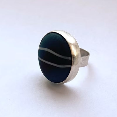 Tracy Chamberlain - Pebble Ring, Sterling Silver - Primrose Gallery and Framing 