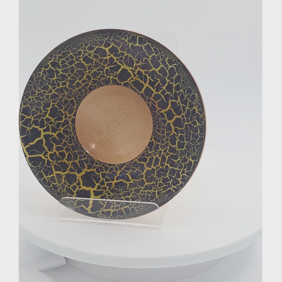 Ravi Zutshi — Crackle Bowl, detail video