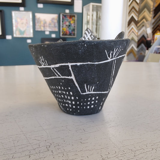 Dawn Isaac- Landscape Ceramic Pinch Pot, Black