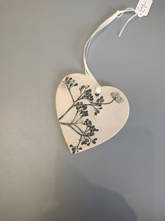 Dawn Isaac- Ceramic Hanging Heart, Green Floral