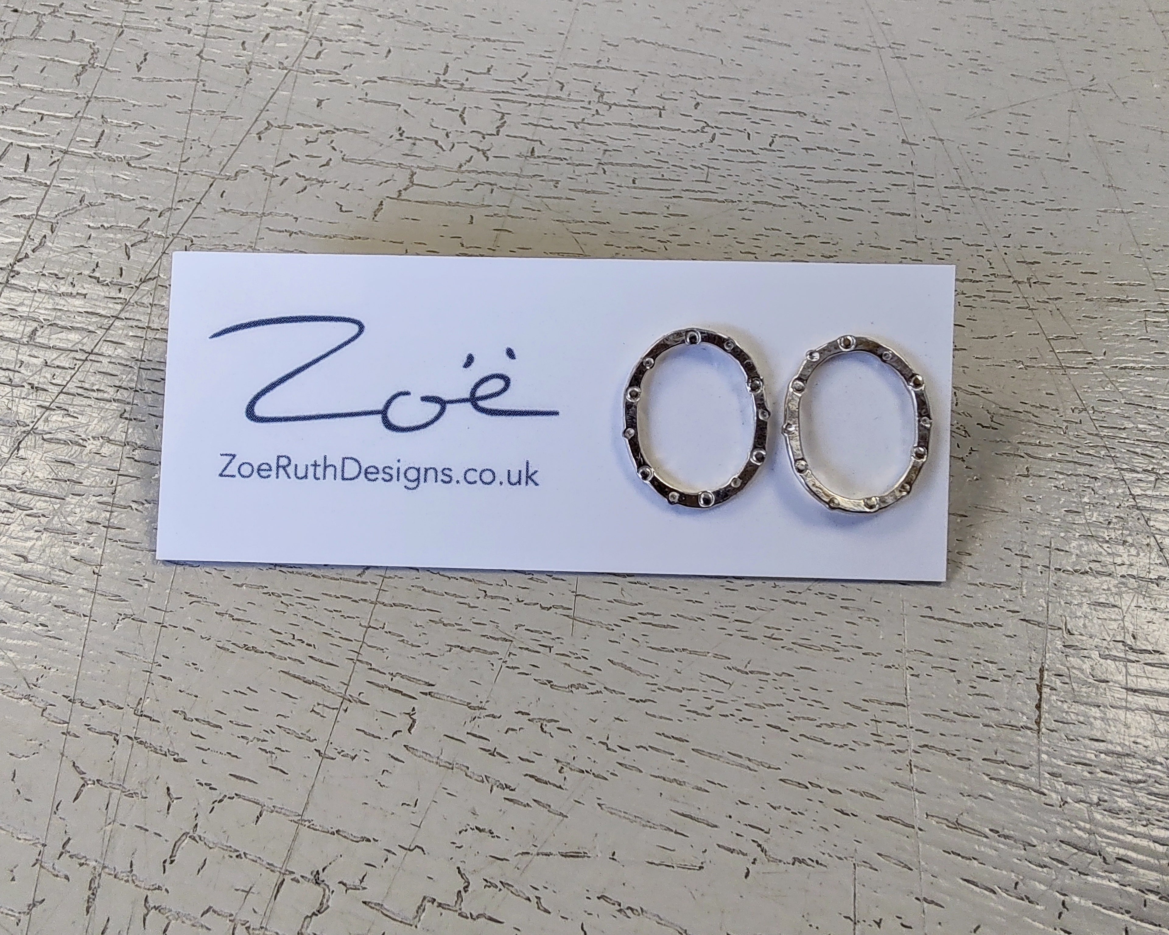 Zoe Ruth- Open Oval Silver Dot Stud - Primrose Gallery and Framing 