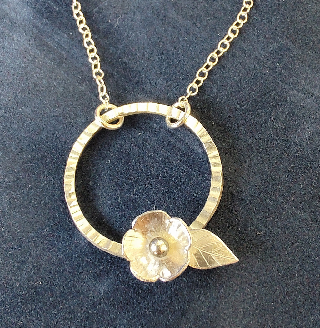 Zoe Ruth- Silver Open Circle Flower Necklace - Primrose Gallery and Framing 
