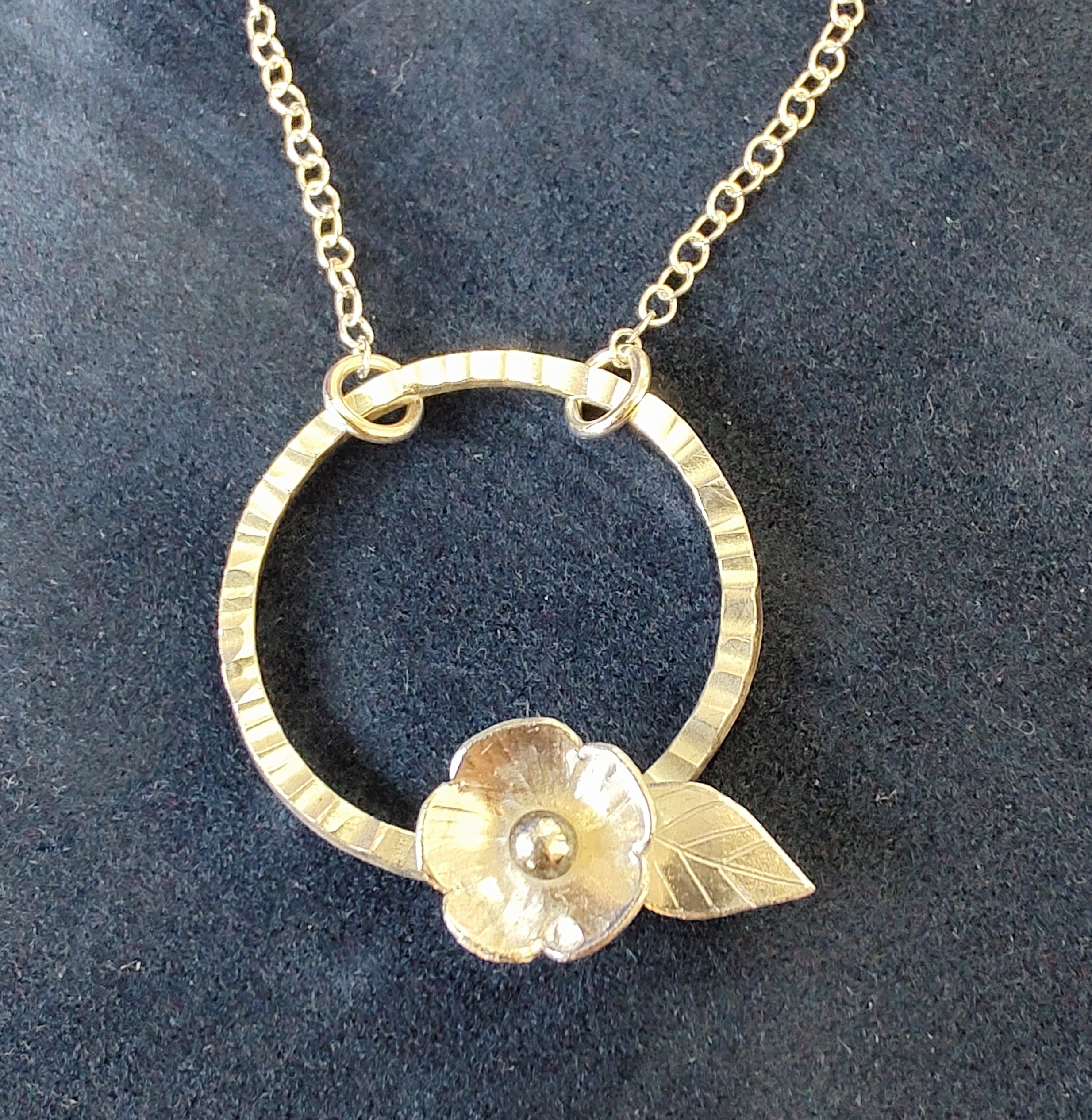 Zoe Ruth- Silver Open Circle Flower Necklace - Primrose Gallery and Framing 