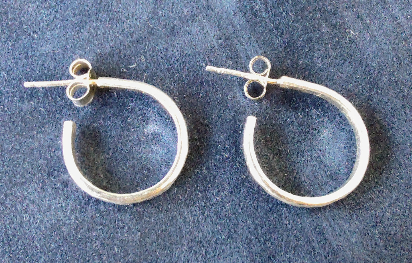 Zoe Ruth- Silver Hoop Earrings