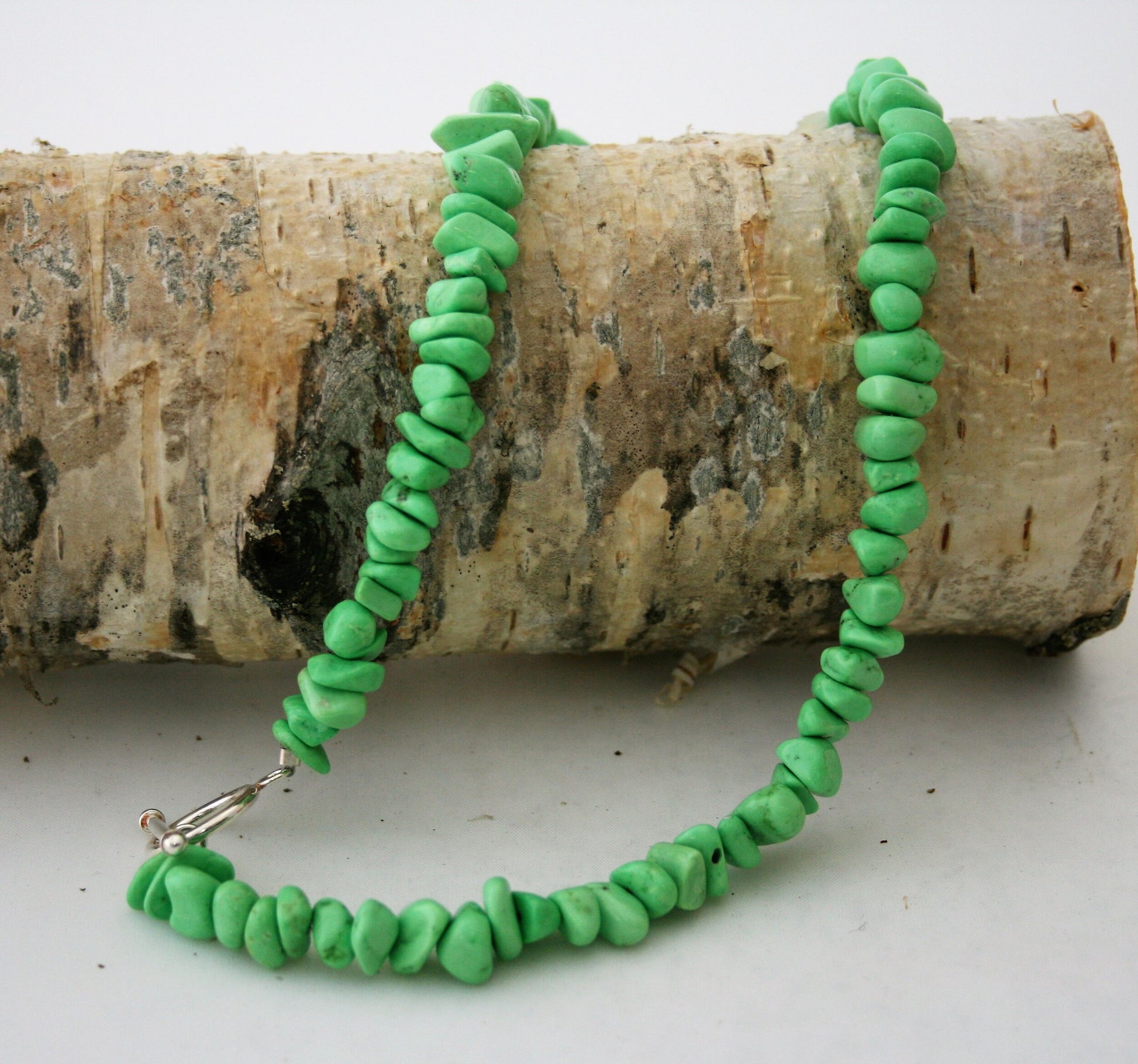 Helen West- Green Dyed Turquoise beaded Necklace - Primrose Gallery