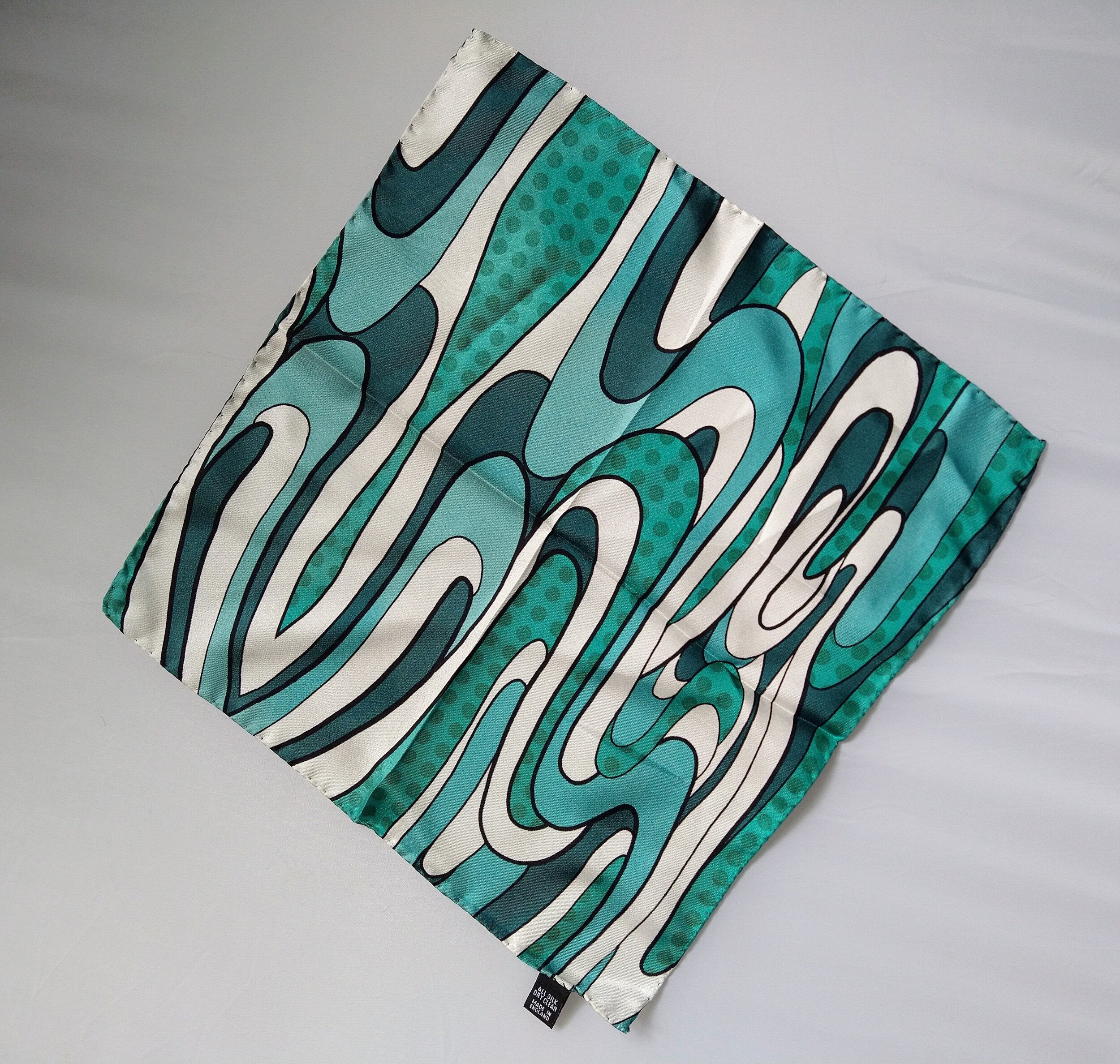 Allison Wiffen- Pure Silk Pocket Square - Primrose Gallery and Framing 