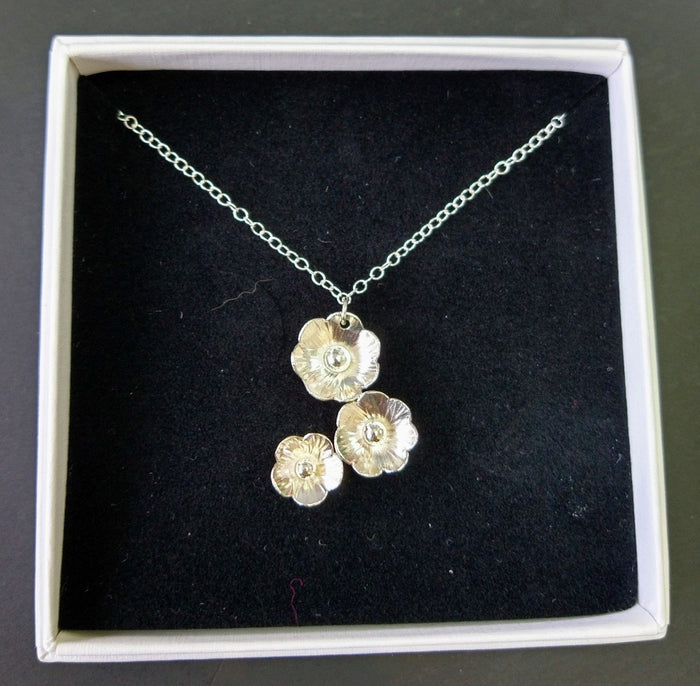 Zoe Ruth- Silver Triple Blossom Necklace